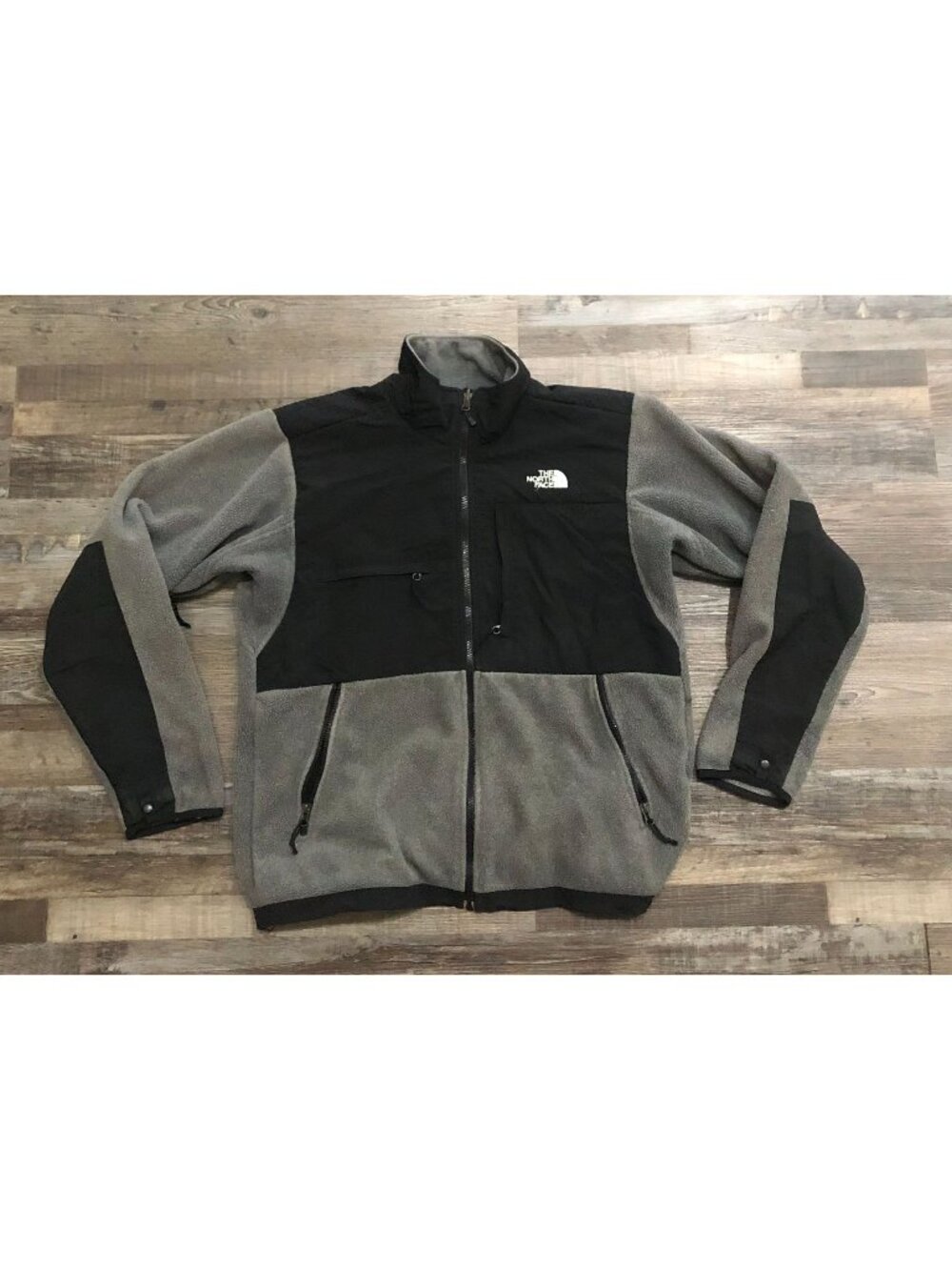 The North Face Mens Medium Gray & Black Polartec Denali Full Zip Jacket